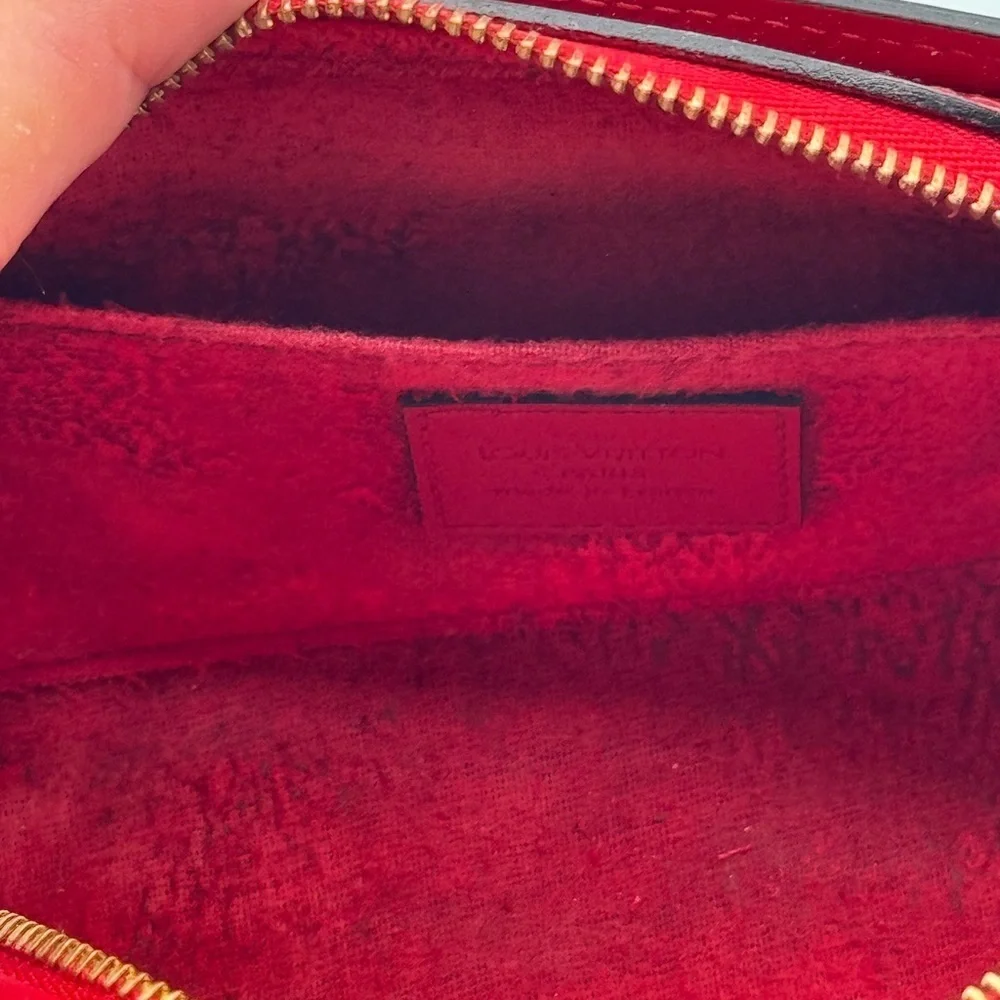 LOUIS VUITTON Epi Dauphine PM Pouch Castilian Red EUC